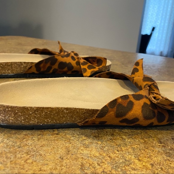 Leopard Sandals - Picture 4 of 5